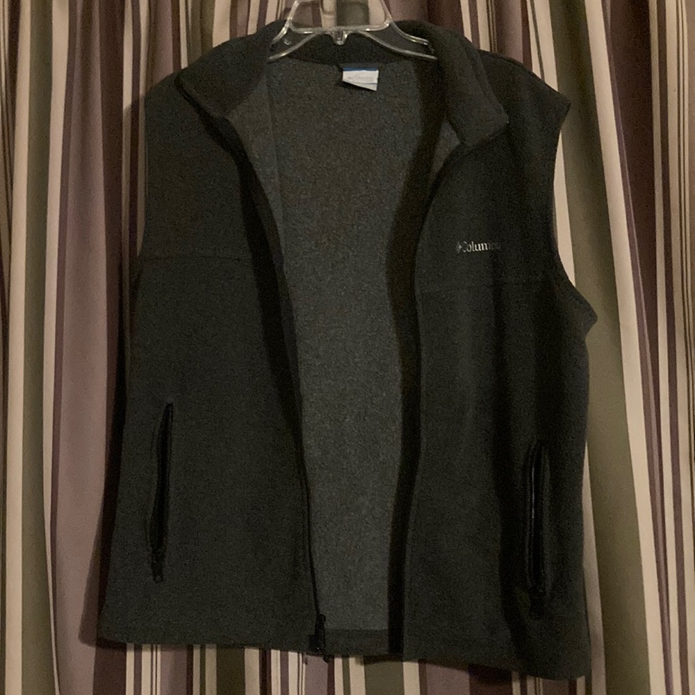Columbia Men's Gray Fleece Vest